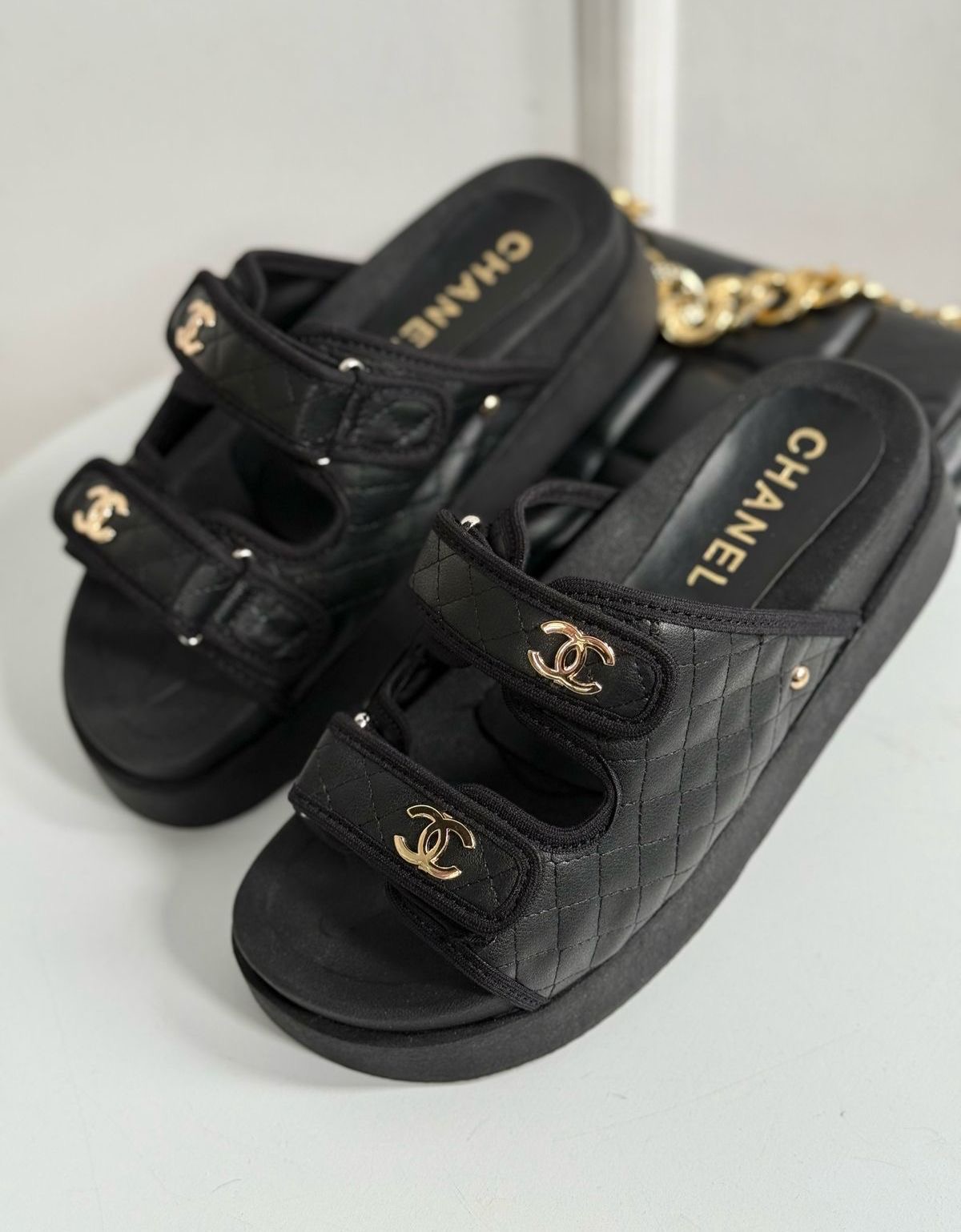 CHANEL NEGRA 
